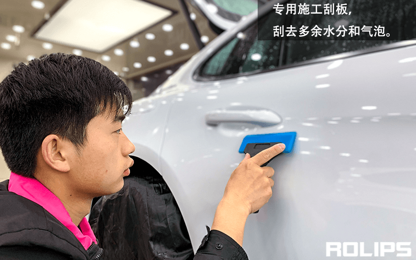 白色車貼ROLIPS隱形車衣抗黃變能力怎么樣？(12)