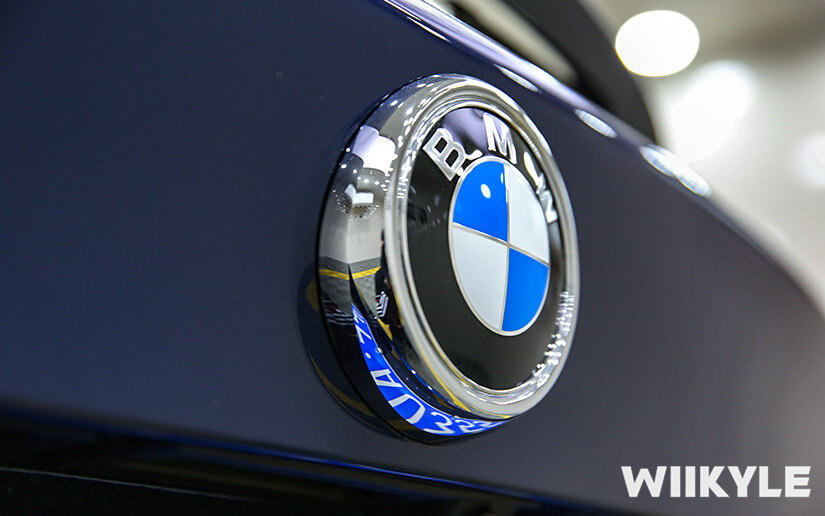 寶馬X3量子藍汽車裝貼WIIKYLE隱形車效果圖（1）