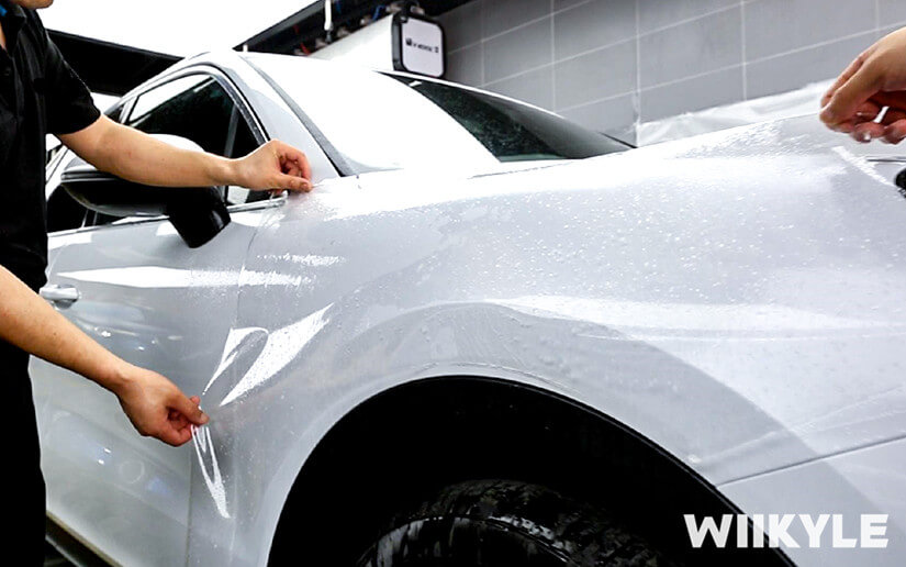 WIIKYLE貼膜施工技師熟練掌握每個施工要點