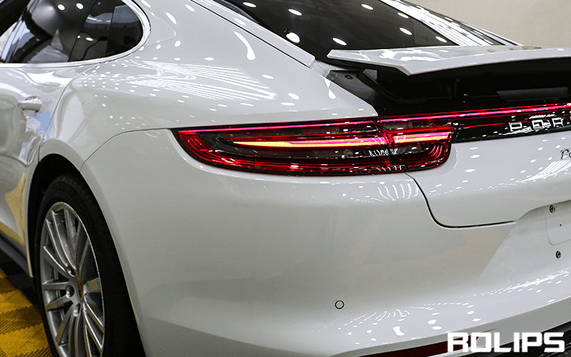 白色車貼ROLIPS隱形車衣抗黃變能力怎么樣？（17）