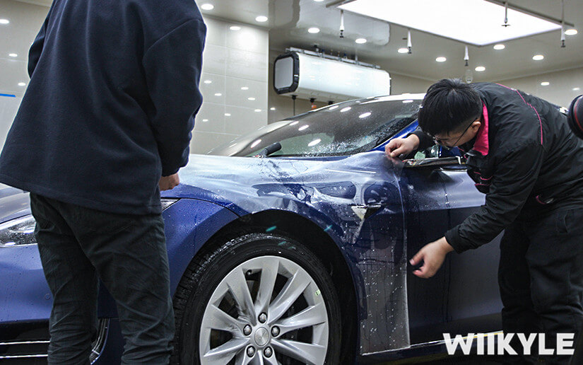 藍色特斯拉MODEL S WIIKYLE隱形車衣貼膜案例（圖二）