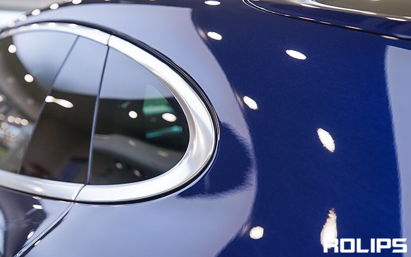 保時捷貼車衣的細節展示圖