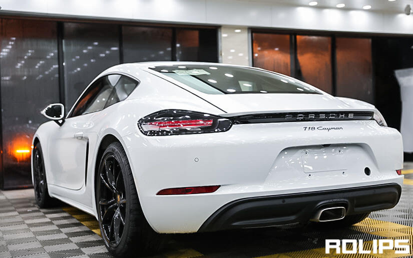 白色車貼隱形車衣的效果展示圖