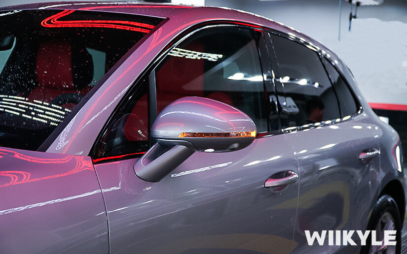 保時捷麥肯后視鏡特寫