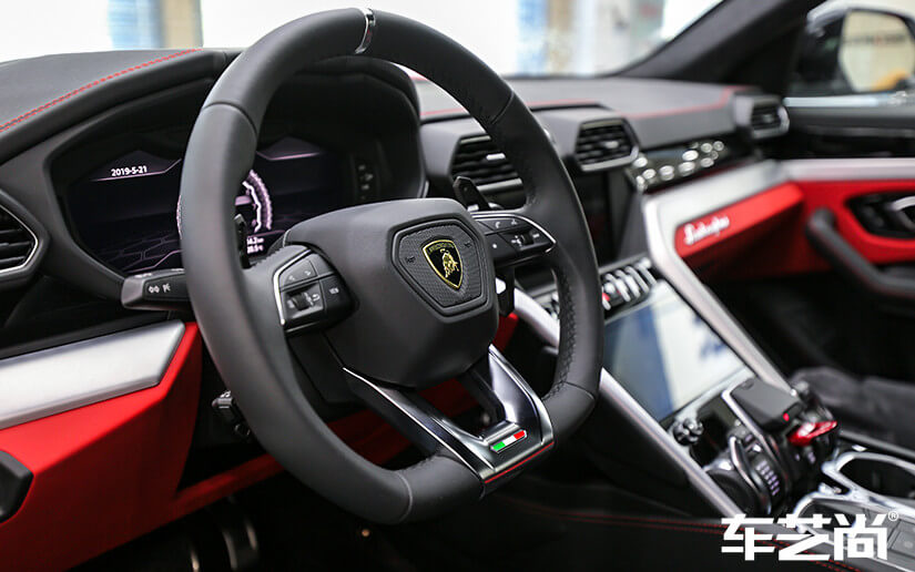 威固隱形車衣給車內飾做保護工作