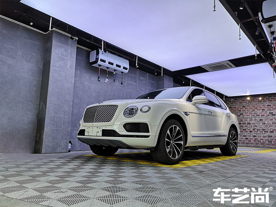 賓利添越施工威固隱形車衣效果圖（三）