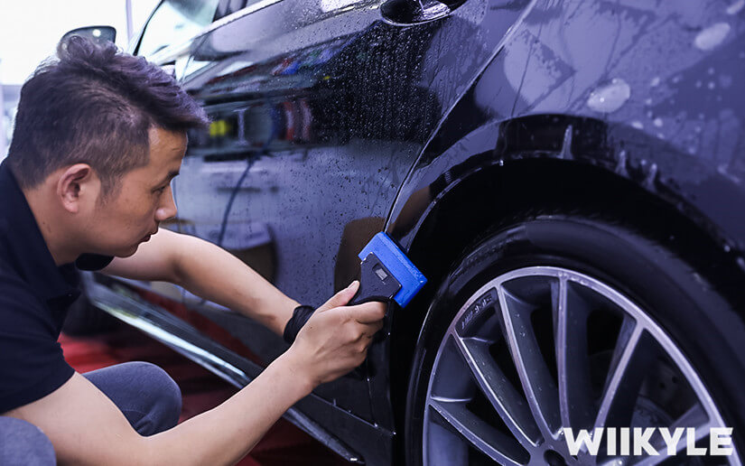 WIIKYLE車衣進行封邊處理