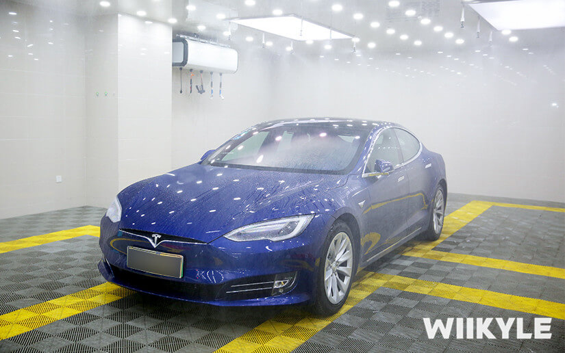 WIIKYLE無塵車間進行無塵噴淋