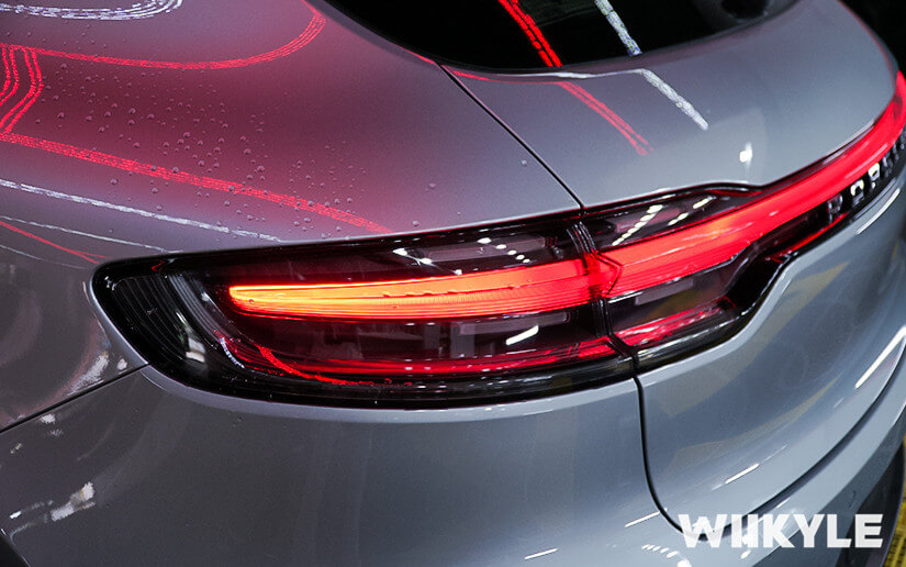 保時捷麥肯車尾細節放大圖