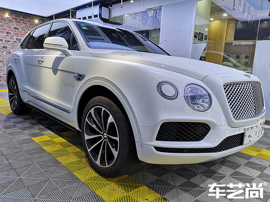 賓利添越施工威固隱形車衣效果圖（一）