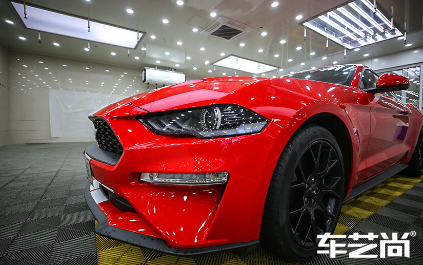 福特野馬裝貼威固漆面保護膜的施工流程展示（圖十五）