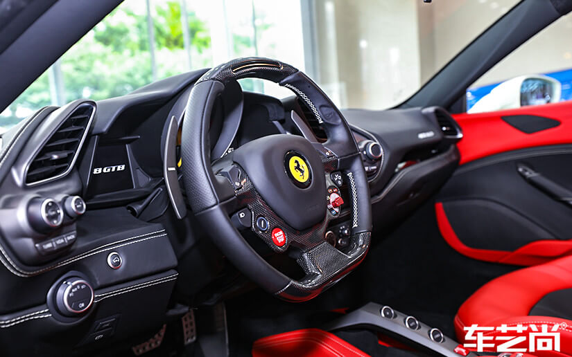 法拉利488貼威固膜效果圖（一）