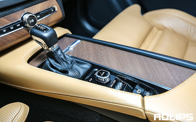 汽車貼一整套隱形車衣大概需要多少錢？（5）