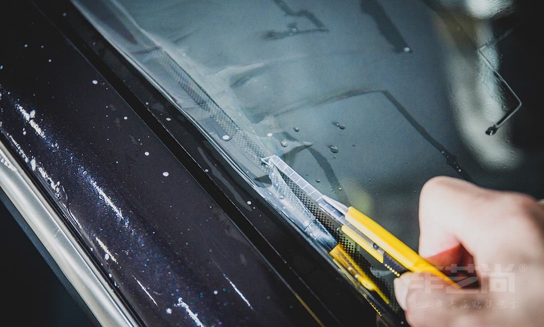 汽車玻璃膜施工